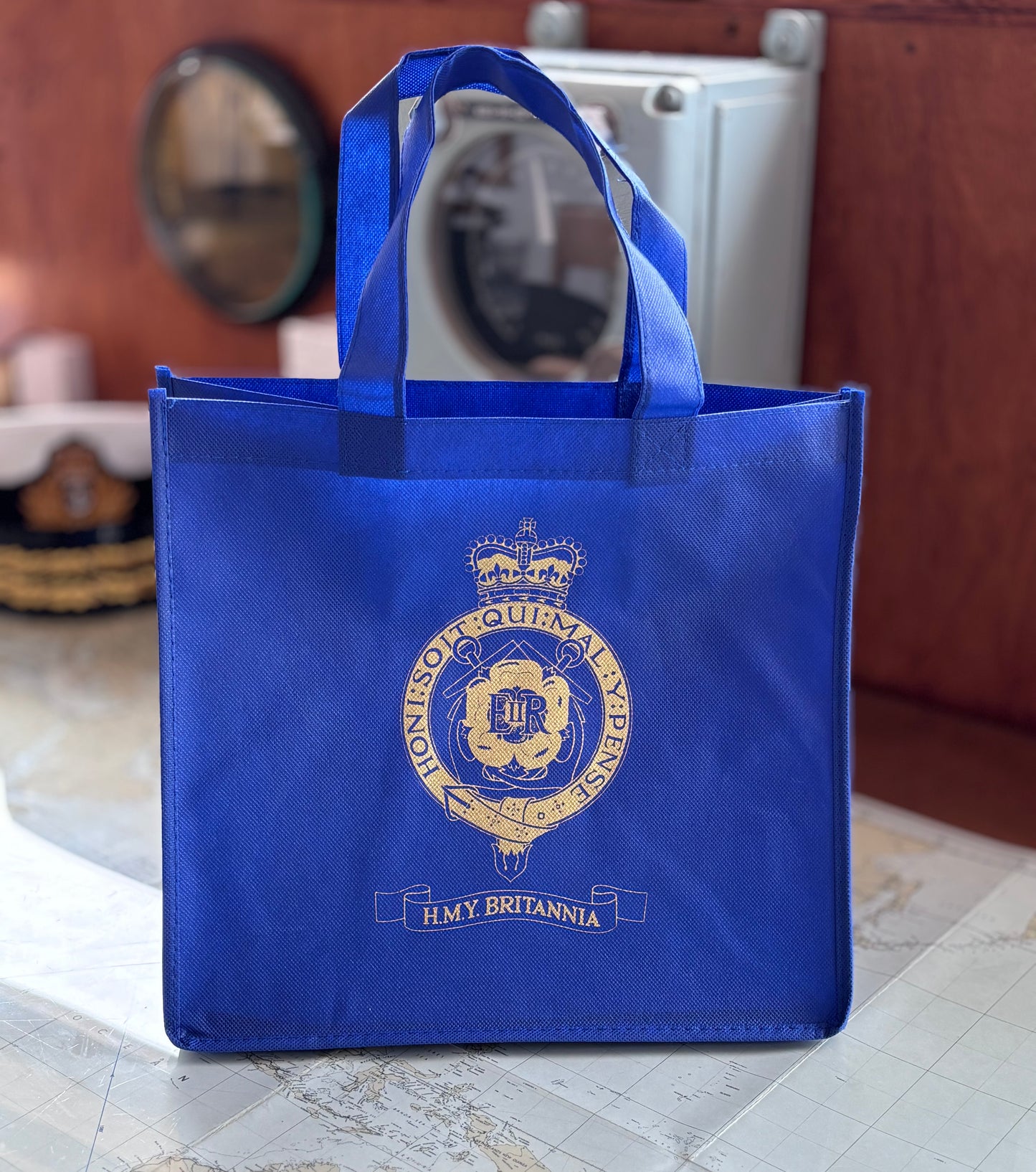 Highland Cow Hamper with Two Admissions Tickets