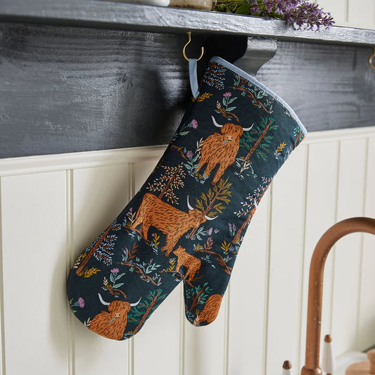 Connie the Cow Gauntlet Oven Glove