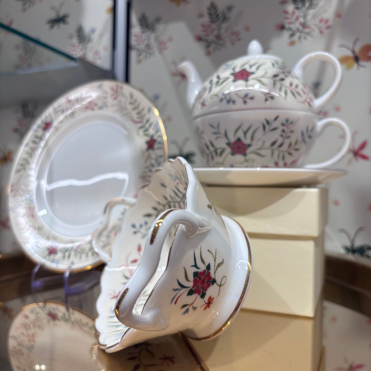 Britannia Embroidery Basket