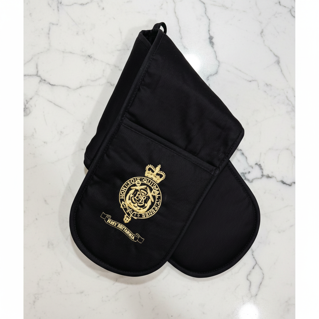 Britannia Gold Crest Double Oven Glove